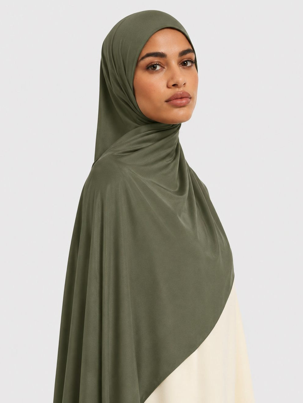 Premium Liquid Jersey Hijab - dunkles cypress-olive